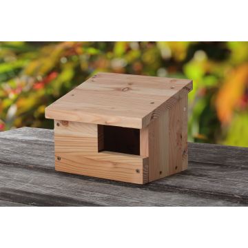 Dreiviertel-Nistkasten aus heimischem Lärchenholz