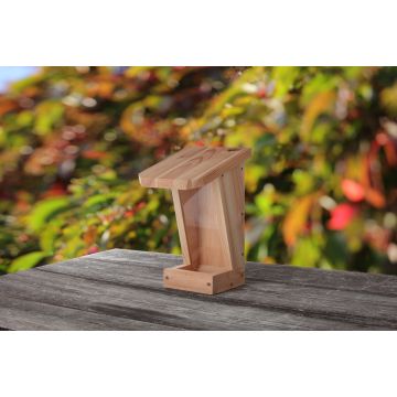 Futterschacht für Singvögel aus heimischem Lärchenholz