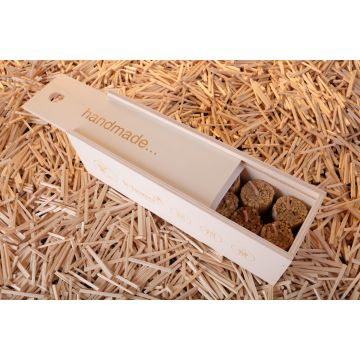 k-lumet-Holzbox mit Inhalt (16 Stk.)